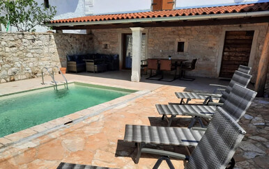 Blizu Poreča, daleko od svakodnevice: Kuća koja spaja toplinu tradicije i mir