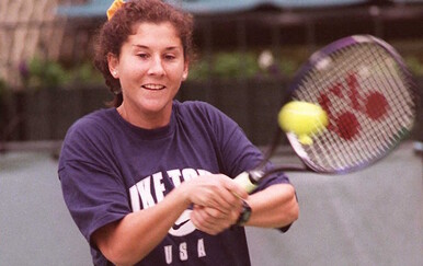 Monica Seles - 3