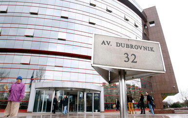 Pročelje Porezne uprave