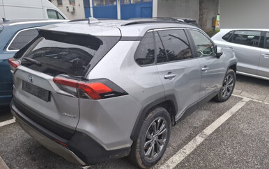 Toyota koja je ukradena u Italiji - 2