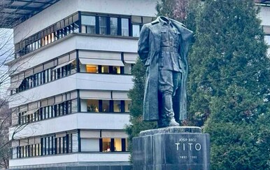 Vandal tijekom noći ukrao glavu sa spomenika Titu: