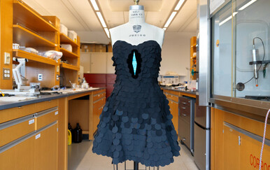 FOTO Američki znanstvenici stvorili najcrnju tkaninu na svijetu