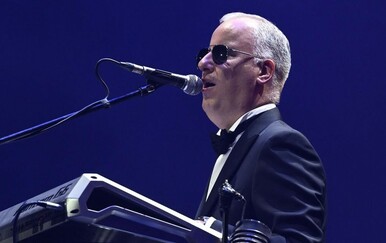 Saša Matić u Areni Zagreb na scenu pozvao Jakova Jozinovića i izazvao veliko oduševljenje publike