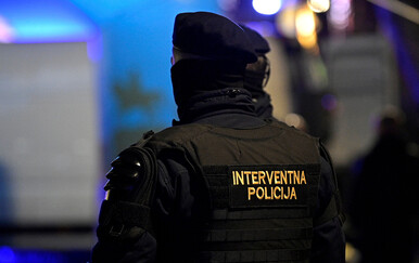 Kaos u zagrebačkoj Dubravi: Policija zaustavila okršaj Bad Blue Boys i Torcide?