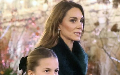 Princeza od Walesa i princeza Charlotte na božićnom koncertu 2025.