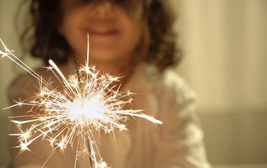 Dijete prskalicom zapalilo automobil u Njemačkoj