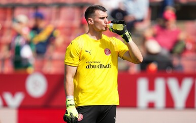 VIDEO Girona potopljena od Elchea, Dominik Livaković sve gledao s klupe