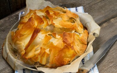 Cvjetača u najhrskavijem ruhu: Recept za jednostavnu pitu koja može biti i predjelo i prilog i glavno jelo