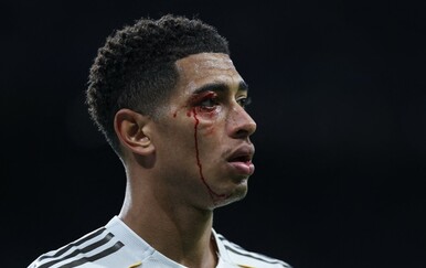 Igrači Reala se zakačlii u svlačionici, letjele boce, Alonsa nitko više ne sluša