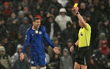 Englezi šokirali nogometaše: Jedna od igračima najdražih gesta odsad se kažnjava žutim kartonom!