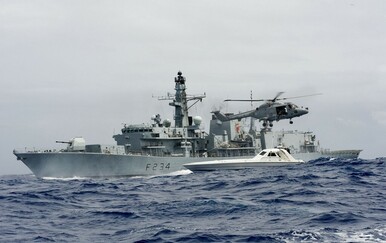 Britanija je na rubu gubitka Atlantika od Rusije, upozorava zapovjednik mornarice