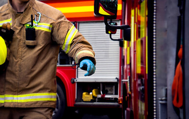 Nadrogirani Hrvat izazvao požar: Zgrada neuseljiva, a šteta je golema