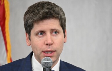 Sam Altman kaže da mu je nezamislivo odgajati novorođenče bez pomoći ChatGPT-a