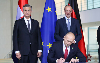 Ministar Anušić u Berlinu potpisao ugovore za isporuku 44 tenka Leopard 2A8