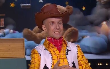 Robot Val u polufinalu showa Supertalent