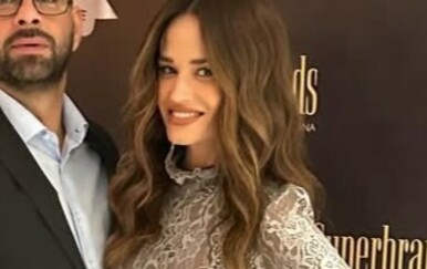 Maja Cvjetković objavila fotografiju s partnerom Muratom Doyuranom