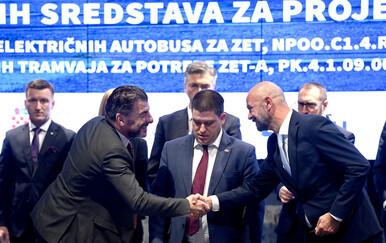 Potpisani su ugovori za moderniji prijevoz