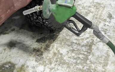 Prizor na benzinskoj pumpi iznenadio vozače, nisu bili spremni za takvu hladnoću