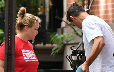 Amy Schumer potvrdila da se razvodi od Chrisa Fischera