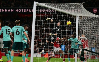 VIDEO Infarktna završnica u Premier ligi: Jesus spasio Arsenal od povijesnog debakla