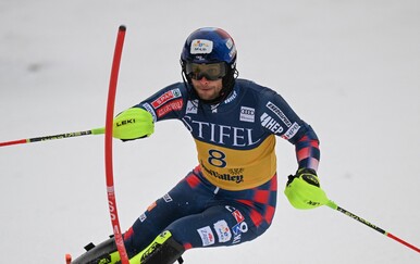 Vrijedni bodovi za Samuela Kolegu na slalomu u Val d'Isereu