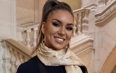 Antonija Čerkez krstila sina