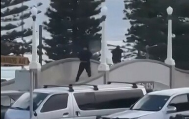 Napadači na plažu Bondi povezani s ISIL-om?