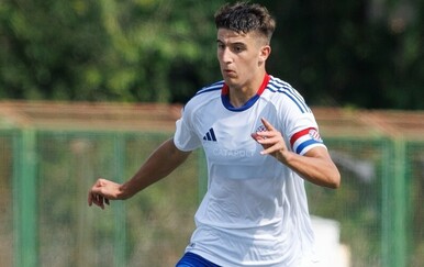 Roko Gabrić potpisao ugovor s Hajdukom