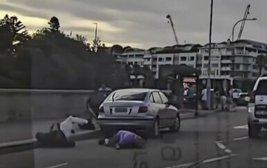 VIDEO Objavljena nova snimka herojske reakcije tijekom napada u Australiji