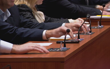 Lijeva oporba ne odustaje od referenduma o zakonu o prostornom uređenju