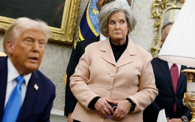 Šefica kabineta Donalda Trumpa u intervjuu u kojem je otkrio sve, kaže da ima 'alkoholičarsku osobnost'