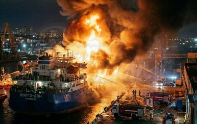 VIDEO Ukrajina pogodila ruski tanker: Poginuli članovi posade, objavljena snimka napada