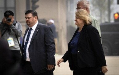 Sutkinja proglašena krivom zbog pomaganja migrantu da izbjegne uhićenje