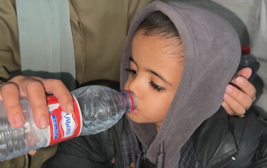 Pothranjenost djece u Gazi doseže kritične razine: ‘Moja kći teži samo pet kilograma