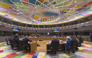 Milijarde za Ukrajinu, ali stručnjaci upozoravaju na nedostatke: "Jesmo li rekli doviđenja demokraciji?"