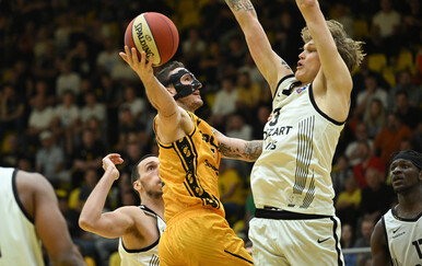 Čudesna NBA predstava Jordana u dresu Splita: Uz sve ovo zabio je i 11 trica