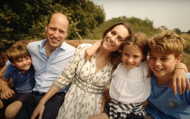 Zašto božićne čestitke kraljevske obitelji nemaju snijeg?