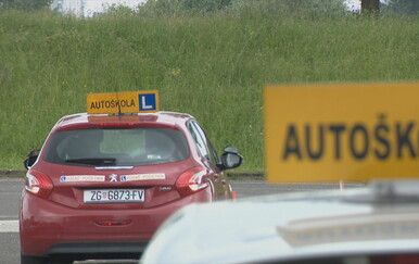 Velike novosti za vozače: Mijenjaju se pravila za dozvole, preglede i dobnu garanicu