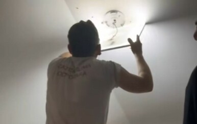 Postavljanje lustera nasmijalo cijelu regiju: "Hoćeš da ti žena bude udovica?"