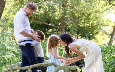 Princeza Lilibet od Sussexa u cipelama La Coqueta 2025.