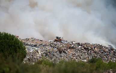 Muškarci odlagali otpad u Delnicama