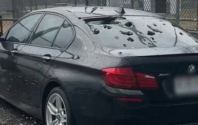 Vozači doživjeli šok kad su se vratili na parkiralište, baš svaki auto je oštećen