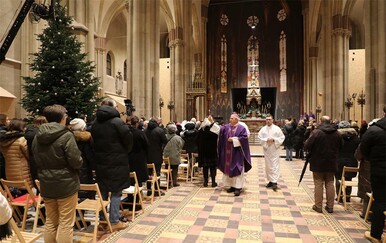 Biskup Gorski predvodio misu zornicu i blagoslov Zagrebačke katedrale