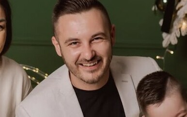 Stjepan Vukadin podijelio blagdanske fotografije s obitelji