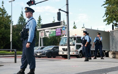 15 ljudi ozlijeđeno u Japanu kad ih je muškarac napao nožem i polio tekućinom