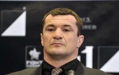 VIDEO Božićna poslastica: Ovo je pet najboljih nokauta iz Cro Copove kickboxing karijere