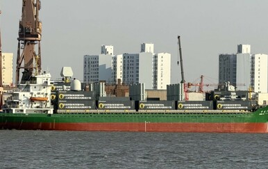 Kinezi pokazali da mogu i to: Od običnog teretnog broda napravili modularan ratni brod naoružan poput razarača