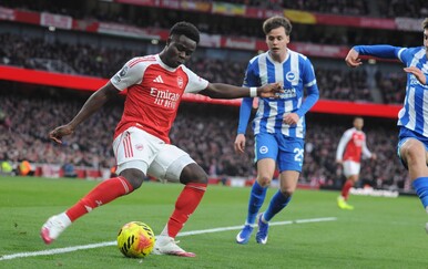 VIDEO Obrana sezone spasila Arsenal od Brightona: Liverpool jedva protiv Wolvesa