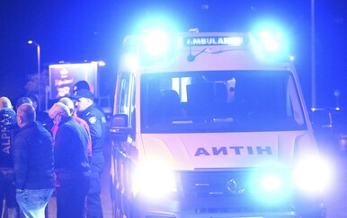 Kaos u lokalu: Redar prebio djevojku zbog pušenja, vukao ju za kosu po podu