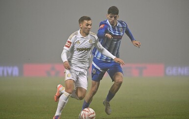 Fabrizio Romano: Wolvesi među pet drugih klubova zainteresiranih za Niku Sigura ove zime